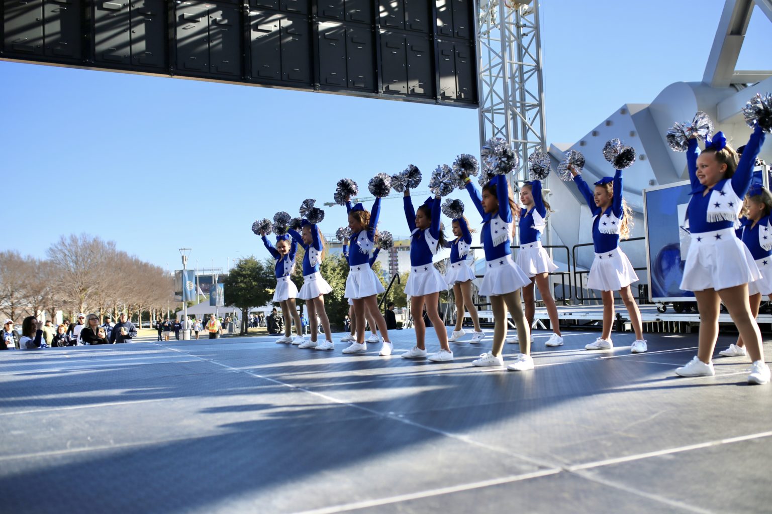 Junior DCC – Dallas Cowboys Cheerleaders