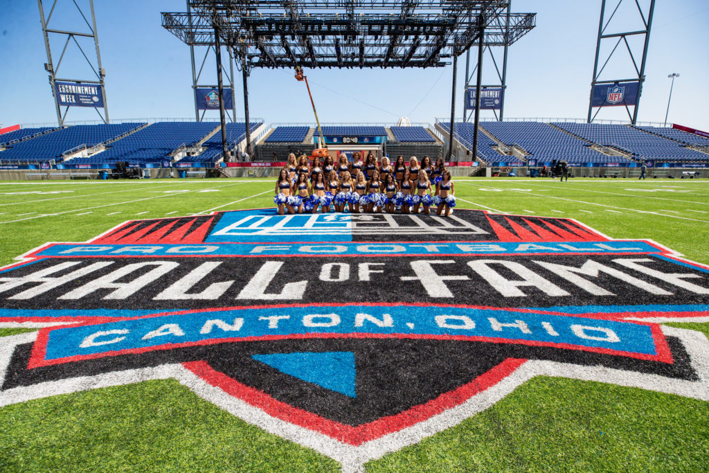Dallas Cowboys Cheerleaders Return to Hall of Fame Game (and the field ...