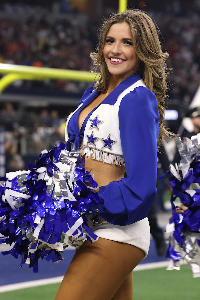 Rebecca – Dallas Cowboys Cheerleaders