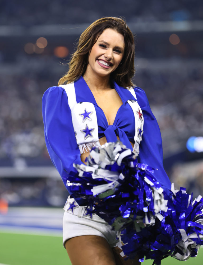 Amanda – Dallas Cowboys Cheerleaders